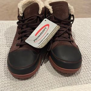 Men’s Patagonia Boots size 9 new.  In unused condition